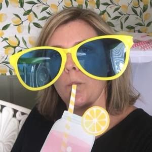 Meet your Posher, Casey